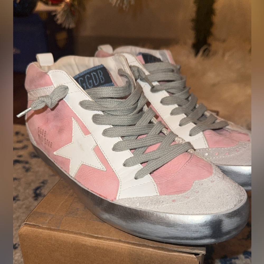Pink Golden Goose Mid Stars